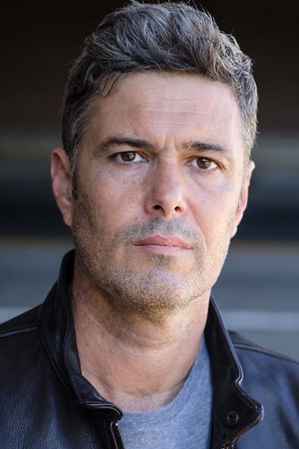 Carlos Bernard – Foto