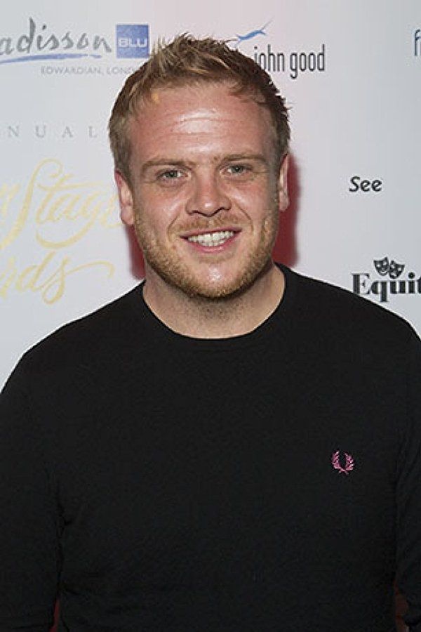 Owain Arthur – Foto