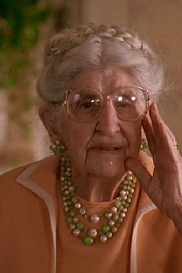 Helen Shaw – Foto
