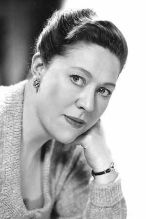 Peggy Mount – Foto