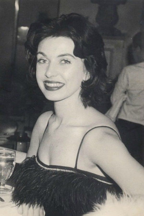 Carmen Phillips – Foto