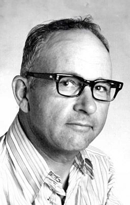 Everett Douglas – Foto