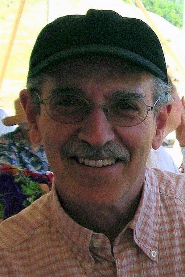 Matthew Robbins – Foto