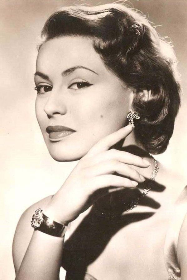 Lia Amanda – Foto