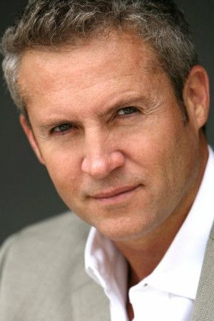 Bryan Friday – Foto