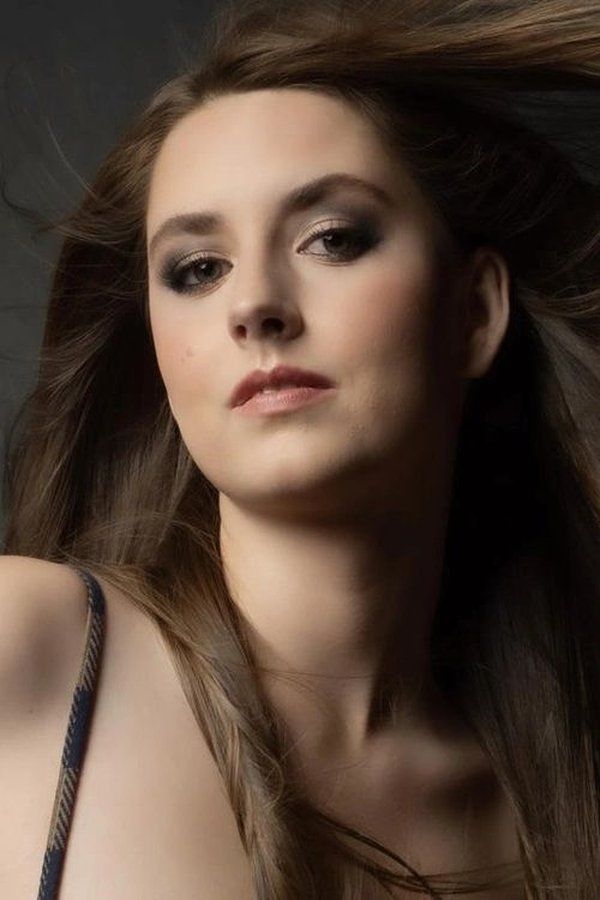 Emily Brinks – Foto
