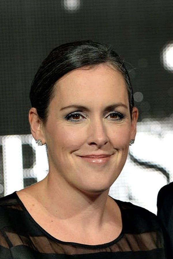 Emma Thomas – Foto
