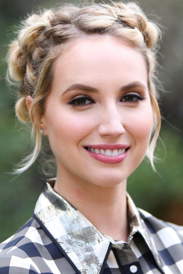 Molly McCook – Foto