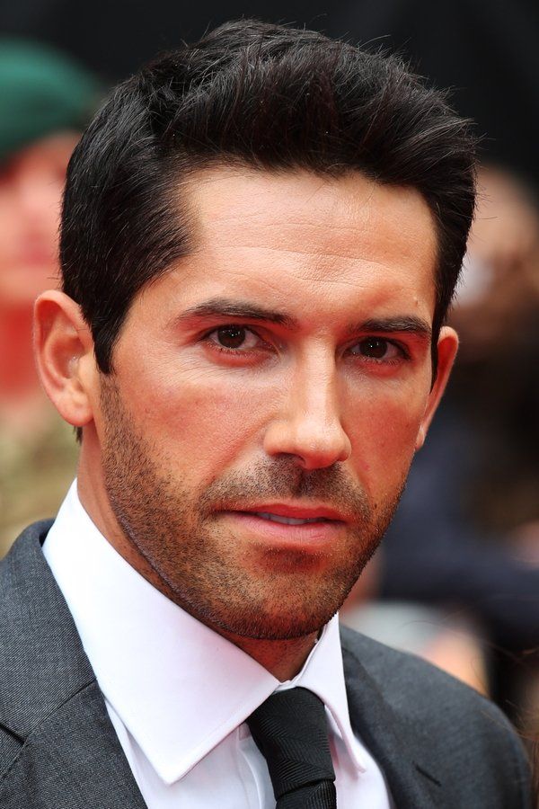 Scott Adkins – Foto