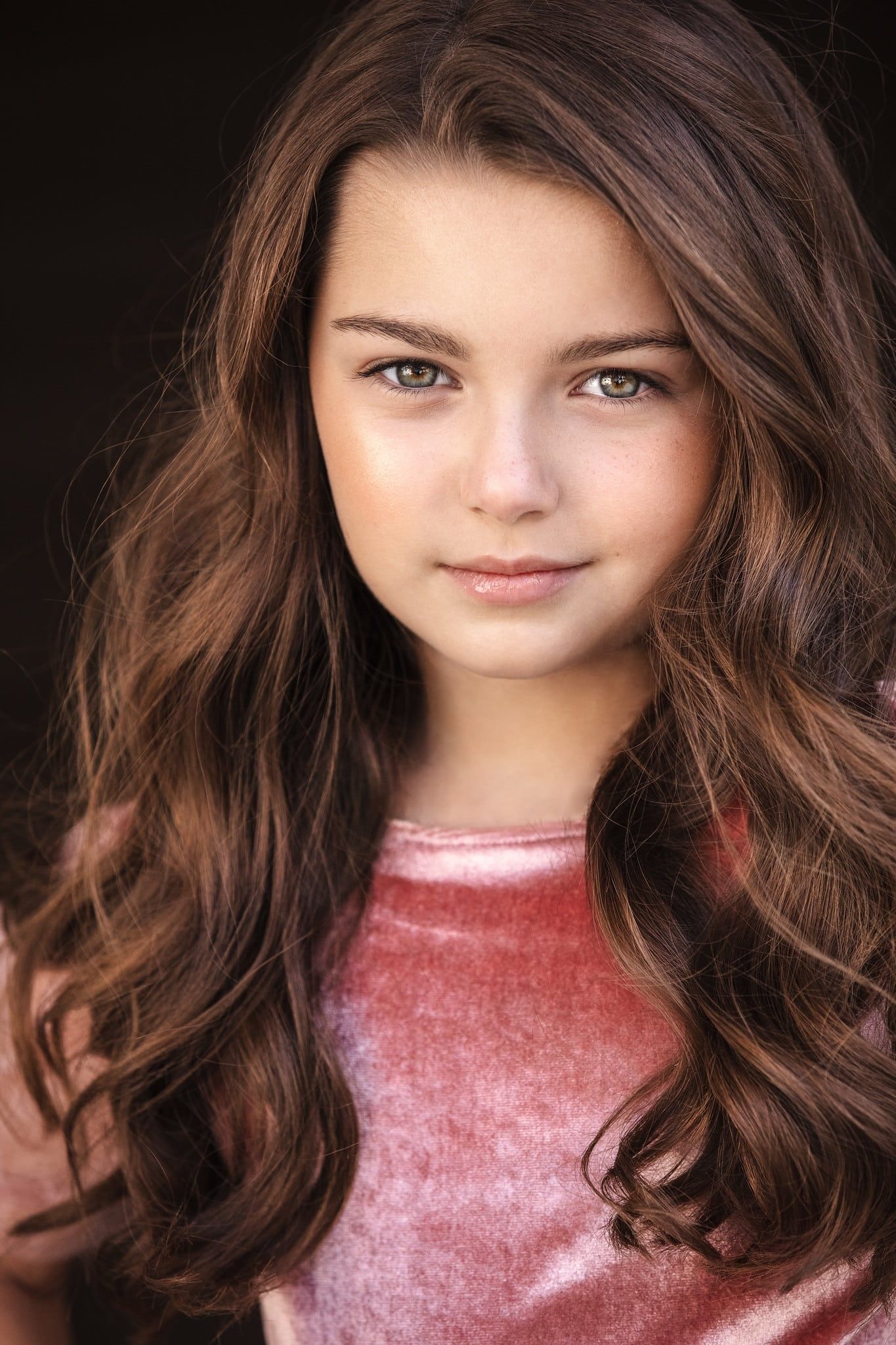 Mila Harris – Foto