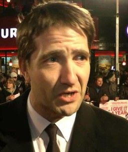 Kris Thykier – Foto