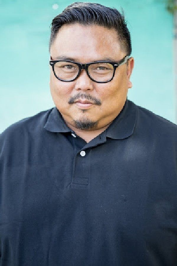 Derek Basco – Foto