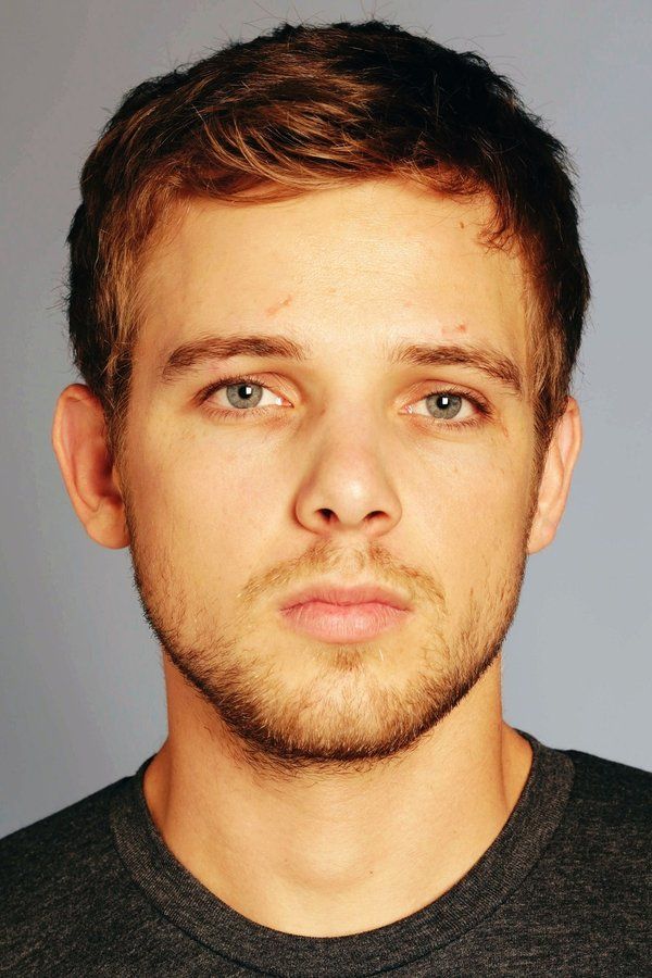 Max Thieriot – Foto