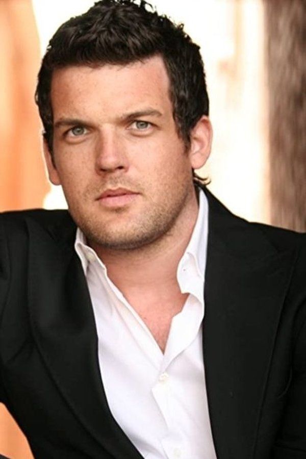 Adam Sinclair – Foto
