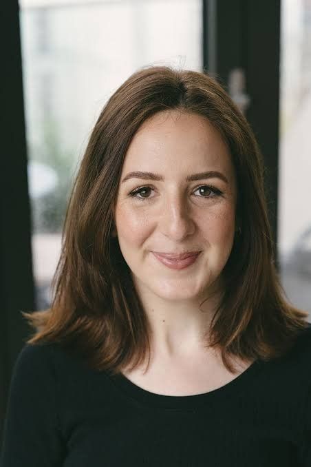 Laura Neal – Foto