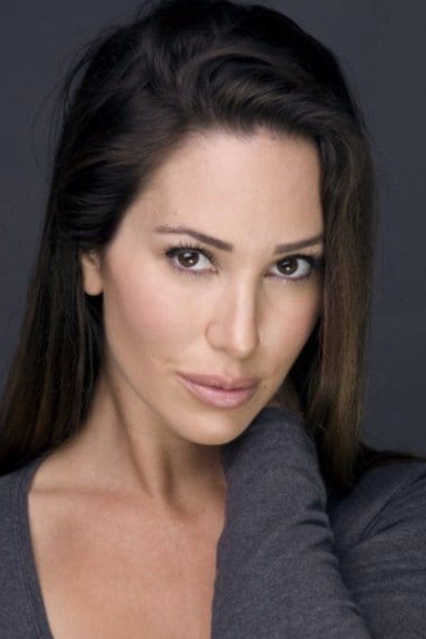 Ayse Tezel – Foto