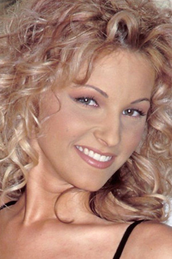 Caroline Cage – Foto
