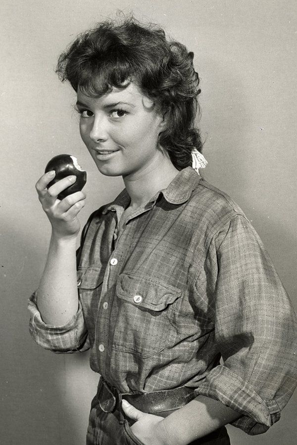 Gigi Perreau – Foto