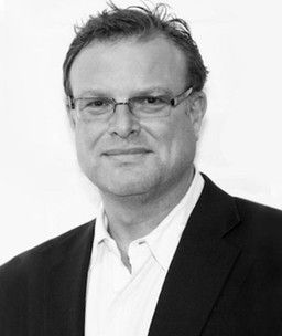 Tim Haslam – Foto